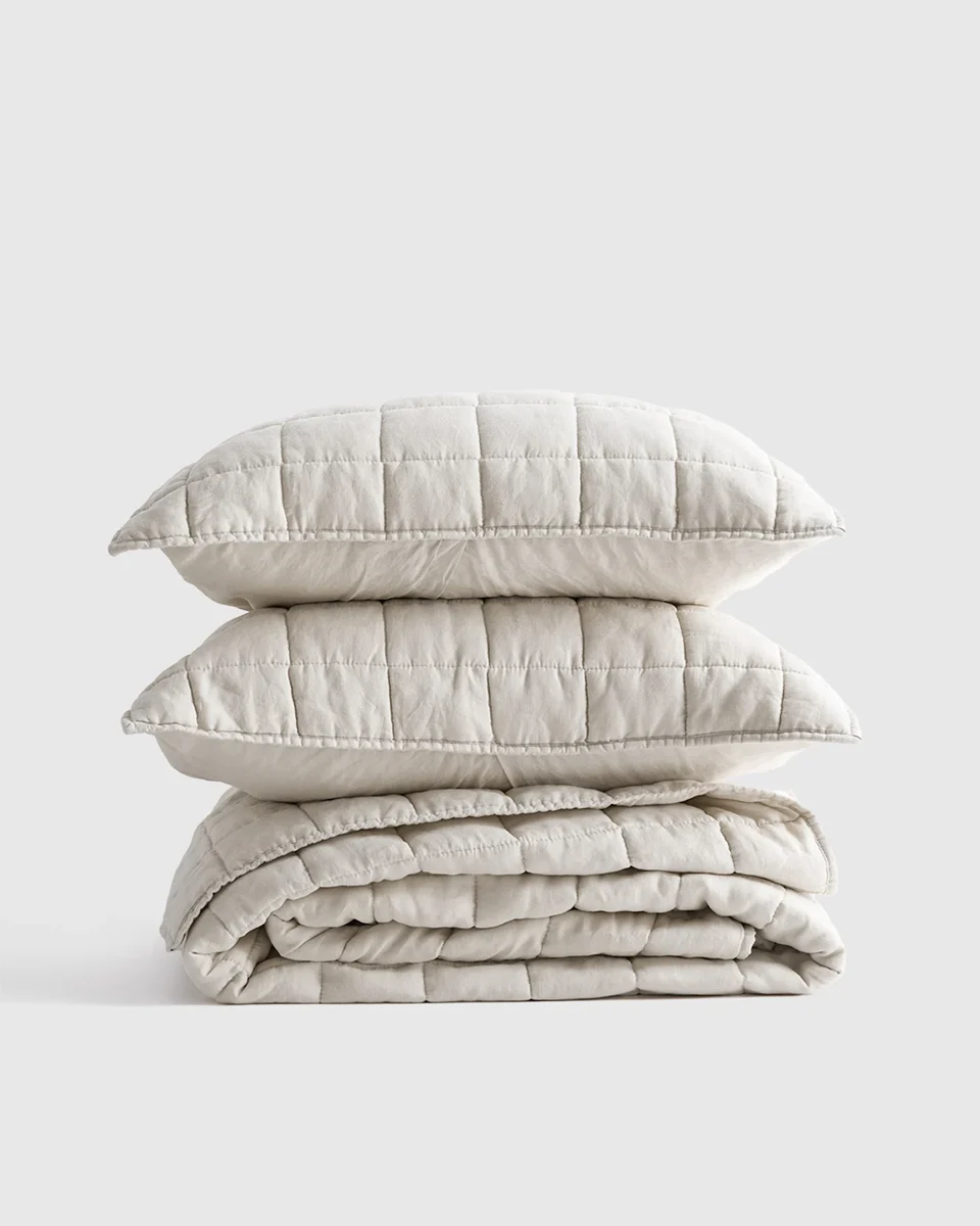 100% European Linen Box Quilt Set