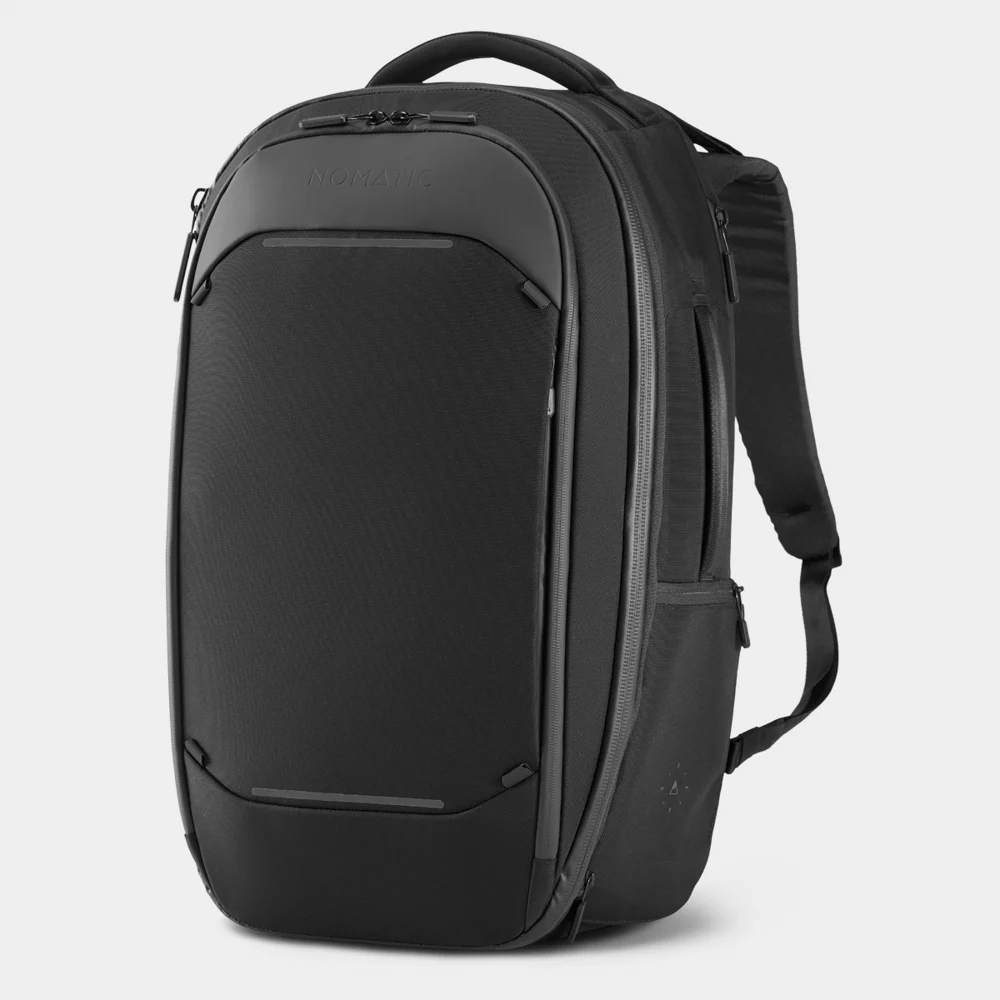 NOMATIC Navigator Travel Backpack 32L