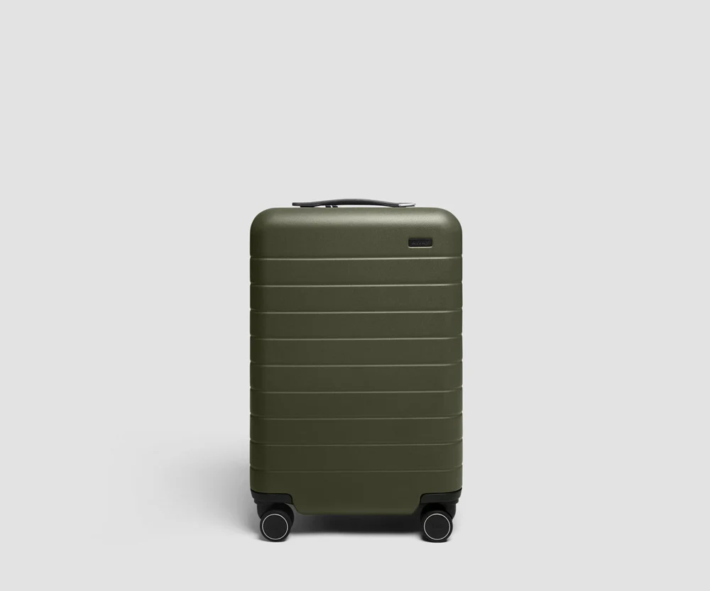 The Carry-On 3 in Olive Green